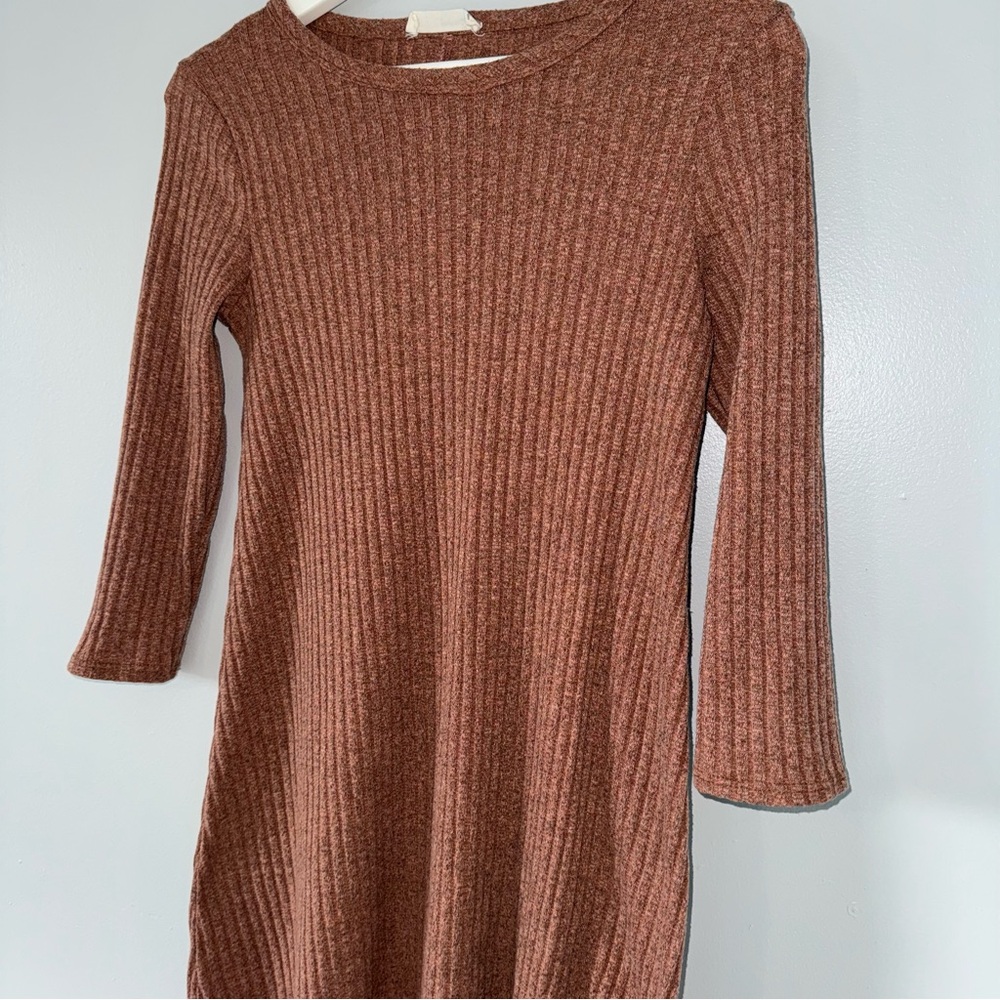 Forever Rose Terracotta Ribbed Dress - Picture 2 of 3